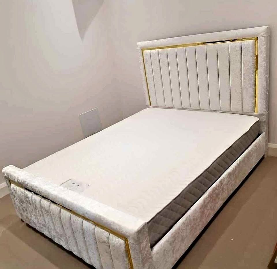 Golden Strip Bed