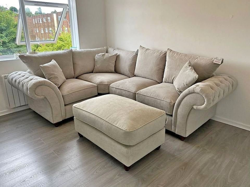 Necole Sofa