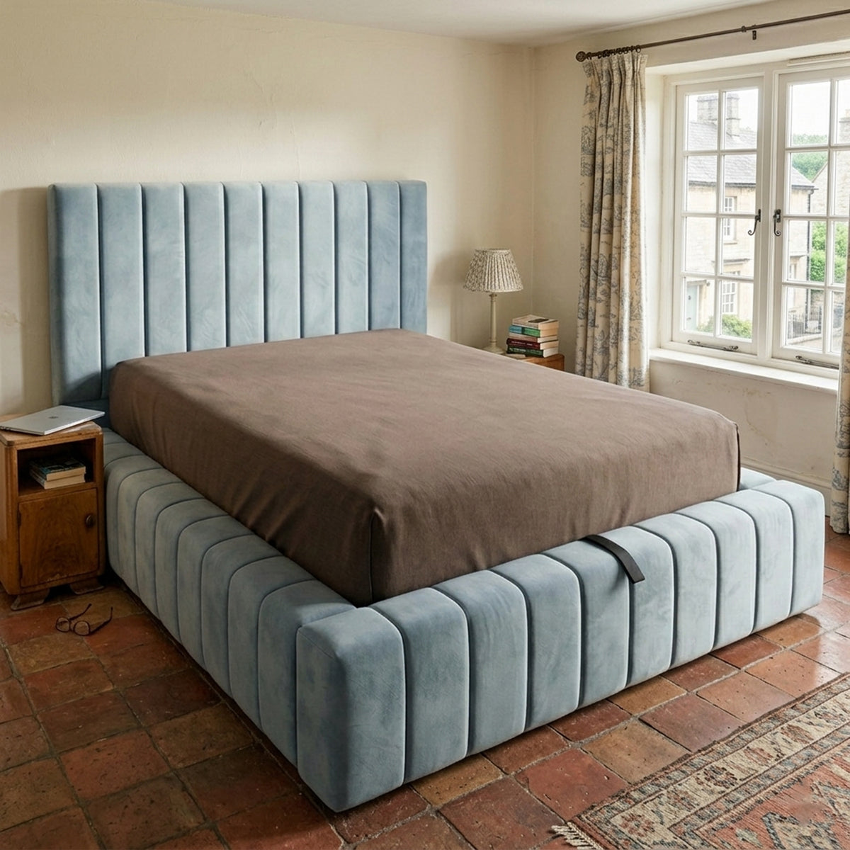 Abmassador Bed